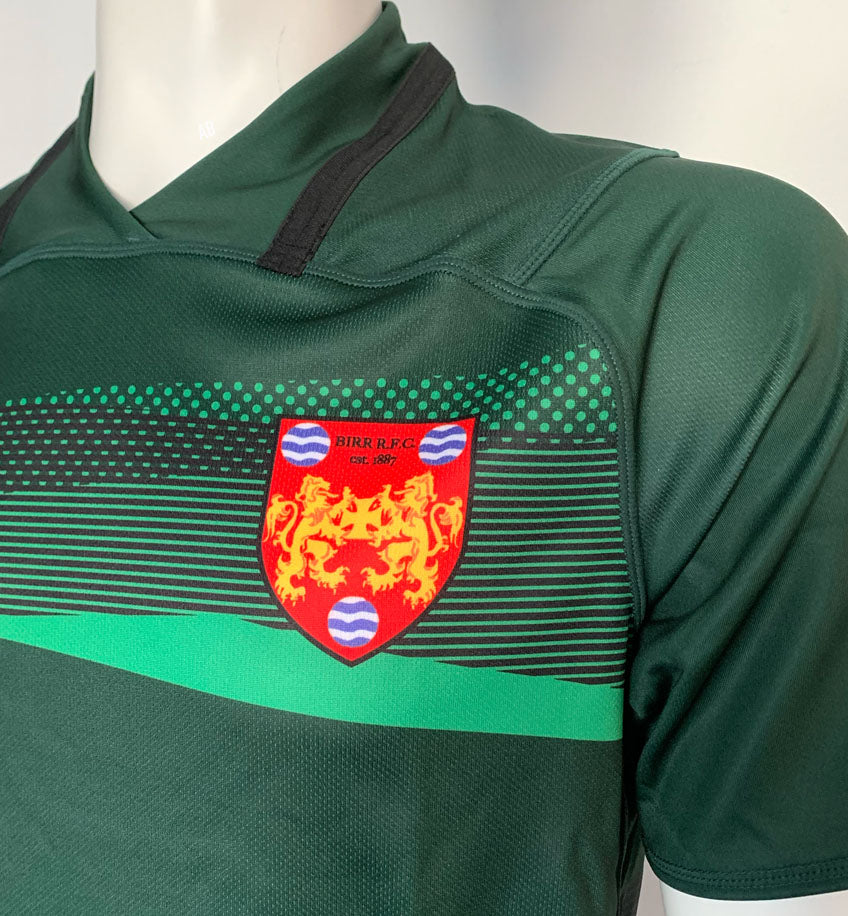 Close-up of the Canterbury Birr RFC Supporters Jersey highlighting the club crest and unique design elements, a must-have for Birr RFC supporters and Birr Rugby enthusiasts.